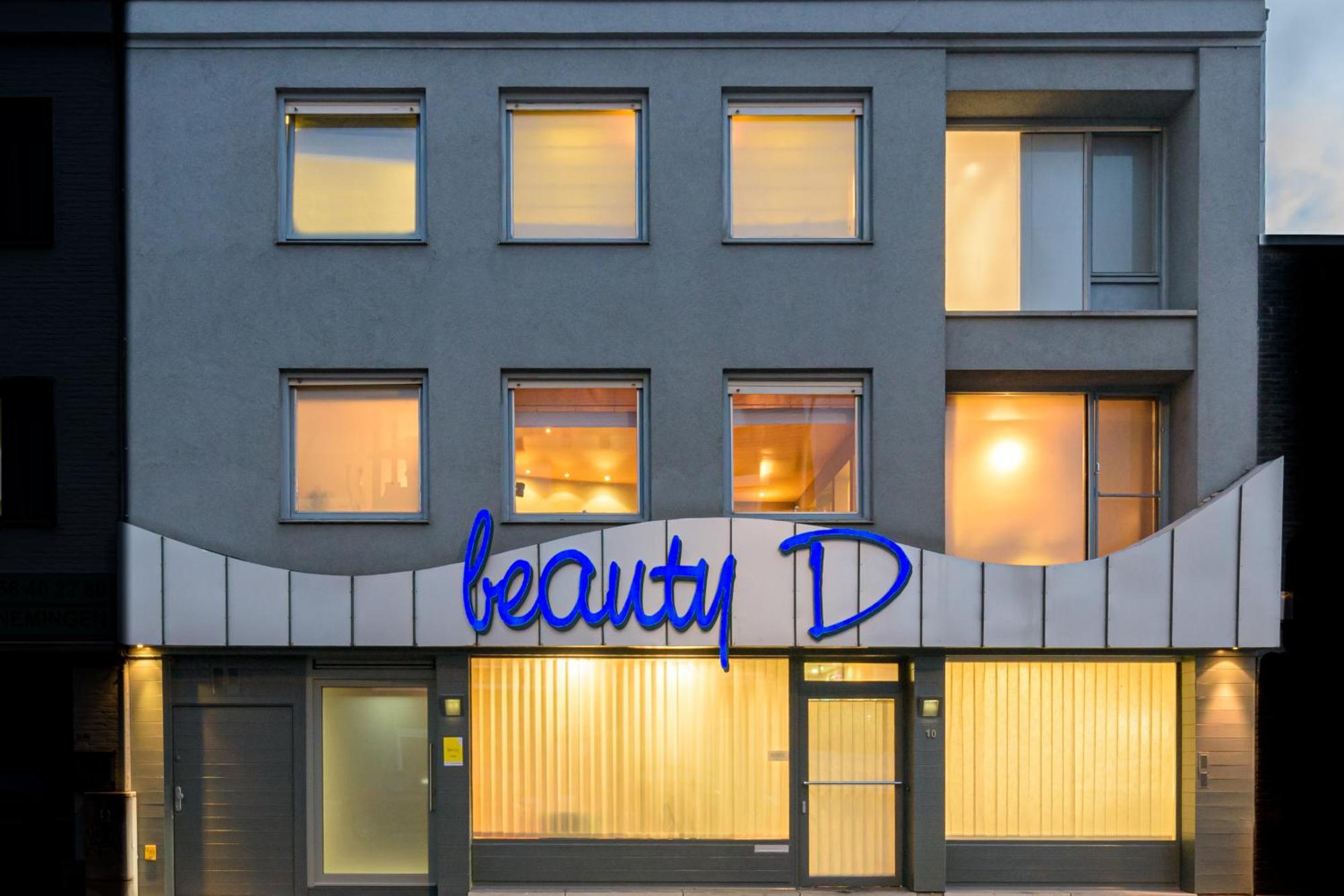 Beautyd Red Room Centrum Gullegem 베벨겜 외부 사진